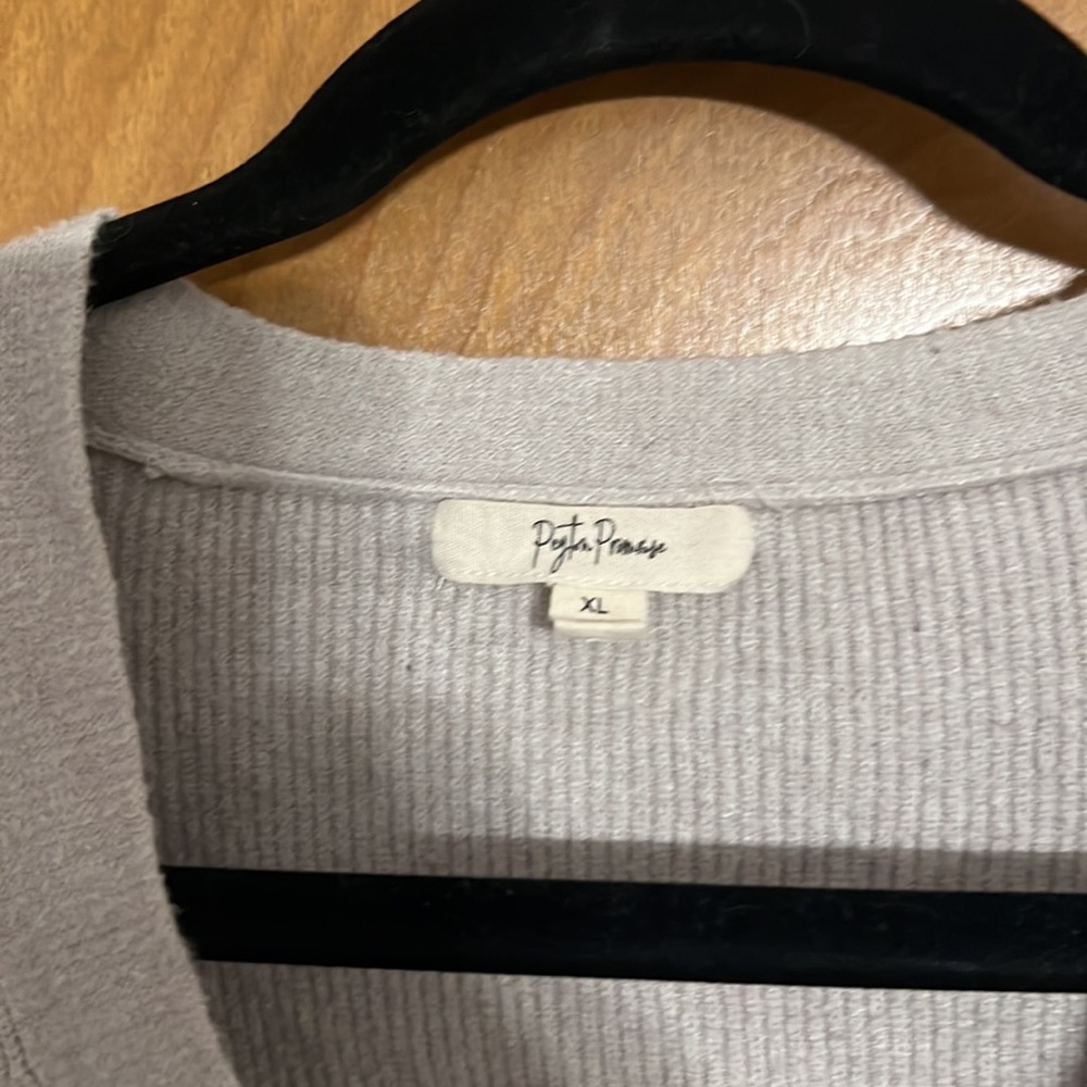 Cardigan - Picture 2 of 2